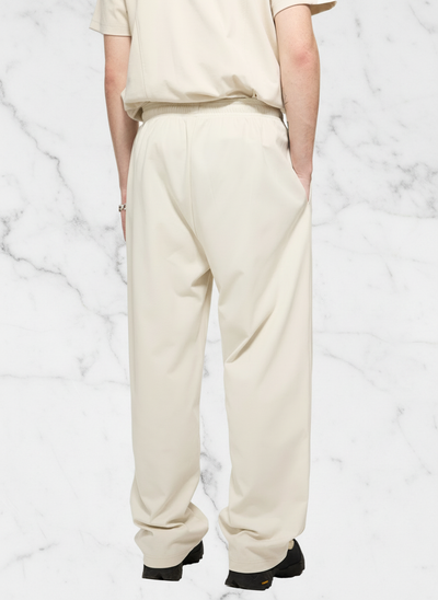 Back view with white stone background