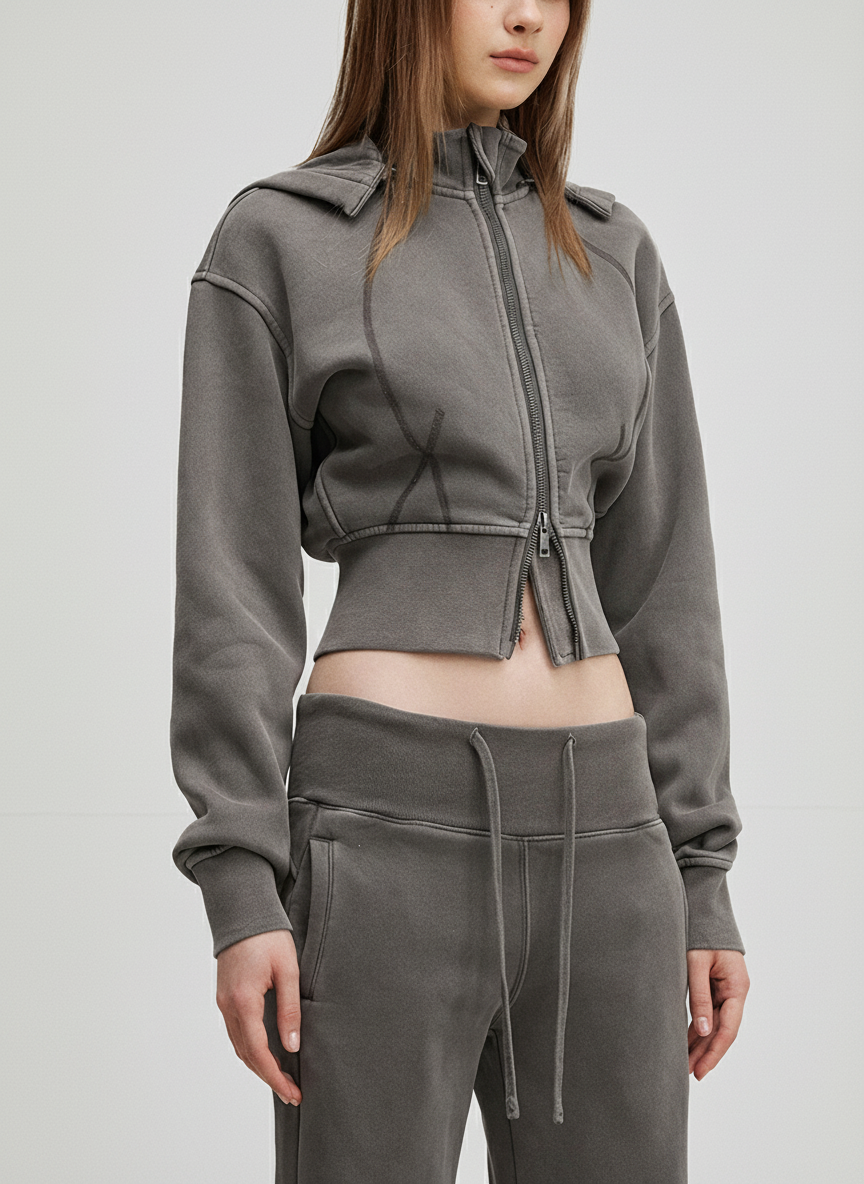 Three-quarter view with grey background